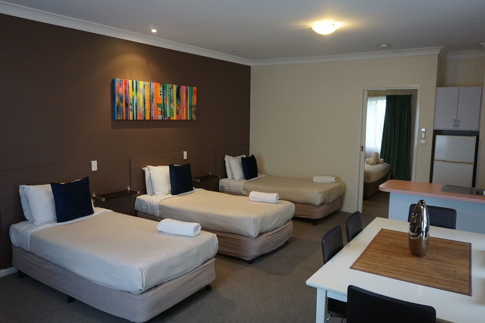 Lincoln Cottage Motor Inn Wagga Wagga Exterior foto