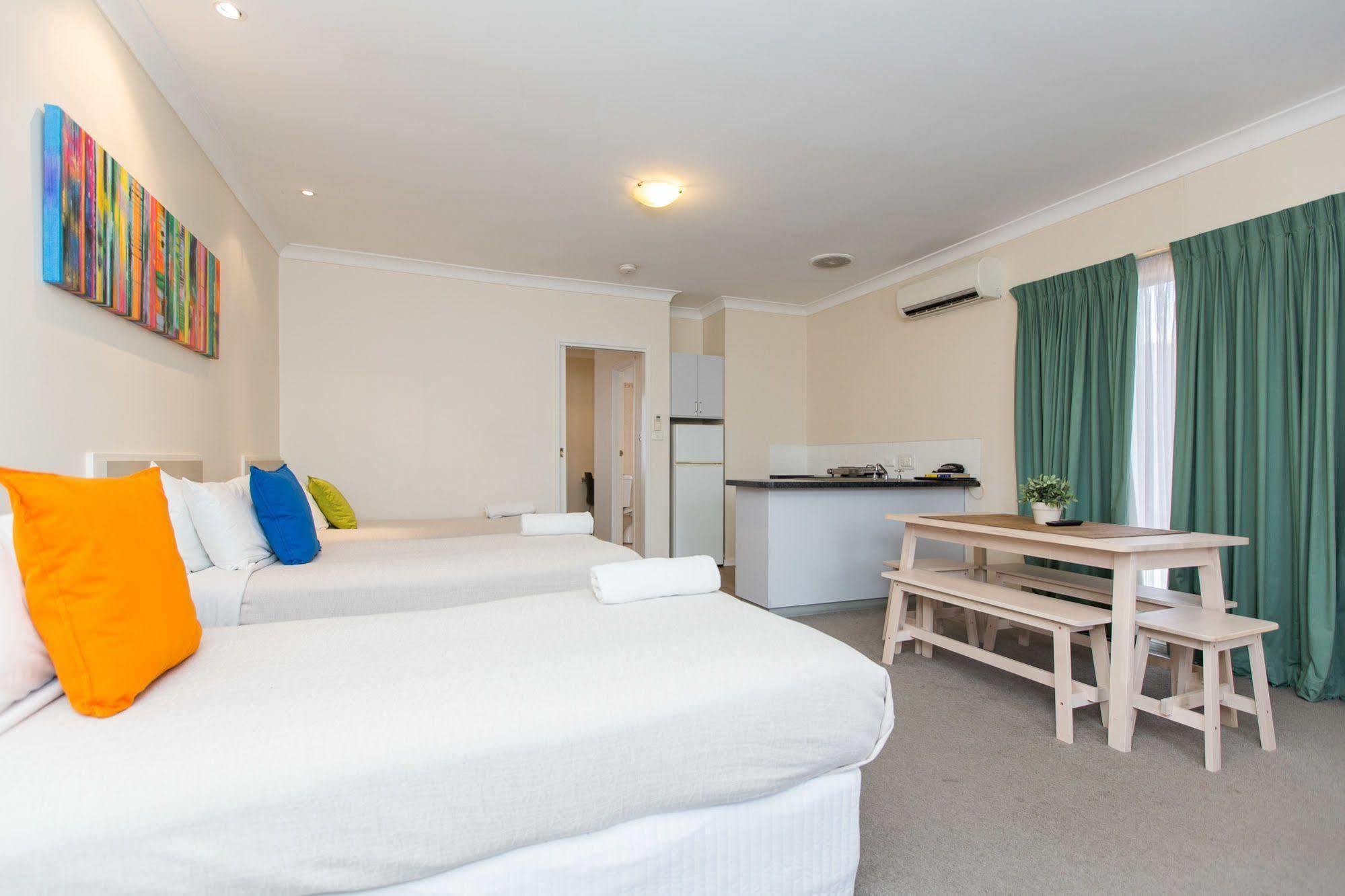 Lincoln Cottage Motor Inn Wagga Wagga Exterior foto