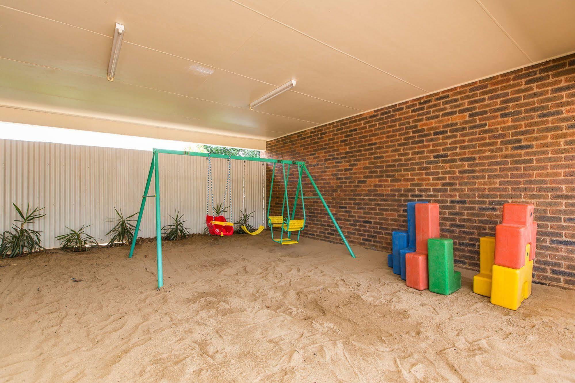Lincoln Cottage Motor Inn Wagga Wagga Exterior foto